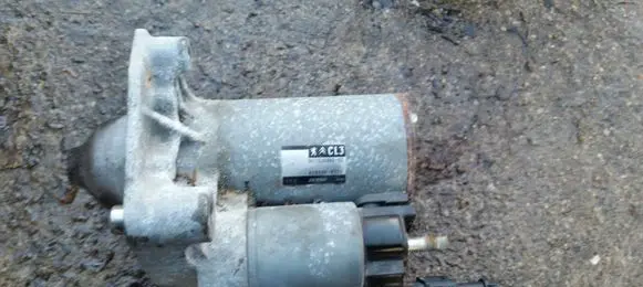 Peugeot 208 Starter motor 0001115093