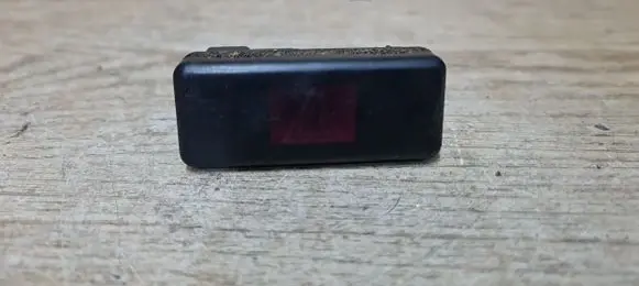 BMW 5 E39 Hazard light switch 8350947
