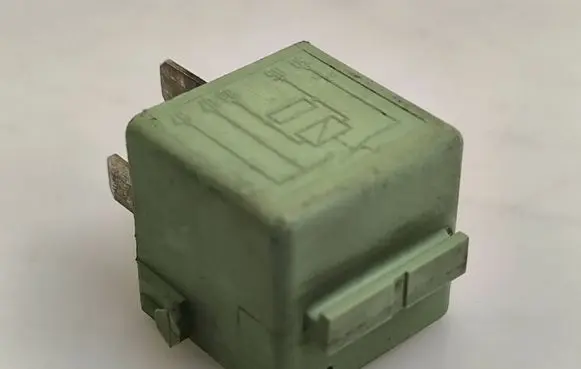 BMW 3 E90 E91 Other relay V23134K59X312 8373700 6136