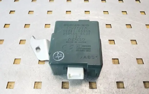 Door central lock control unit/module