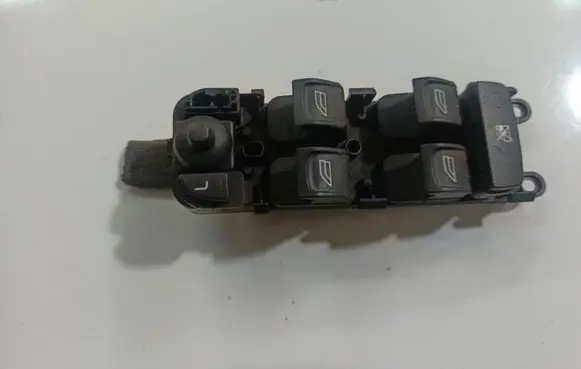 Volvo S80 Electric window control switch 30773269