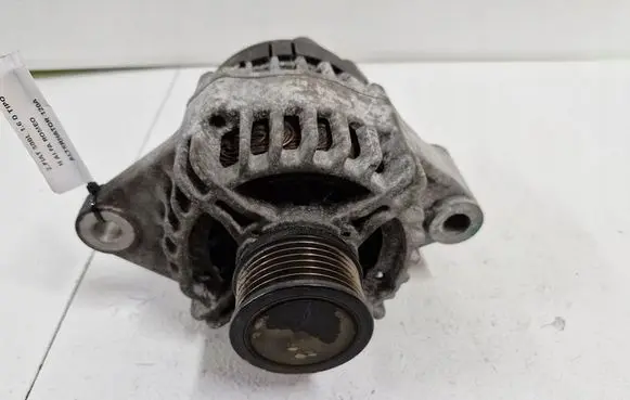 Fiat 500L Generator/alternator 51884351