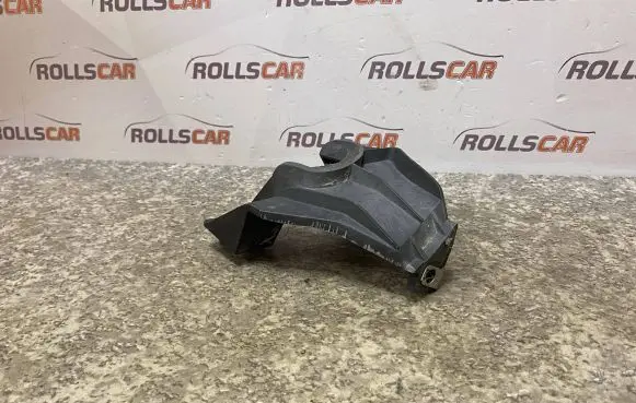 Headlight/headlamp mounting bracket