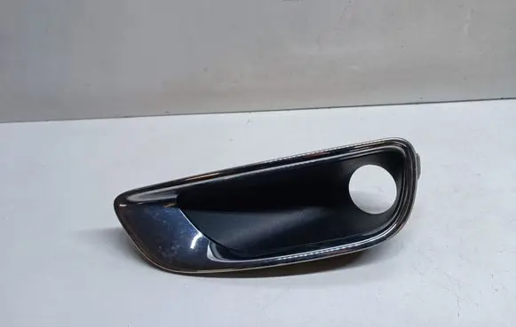 Jeep Grand Cherokee Front fog light trim/grill 68143087AB
