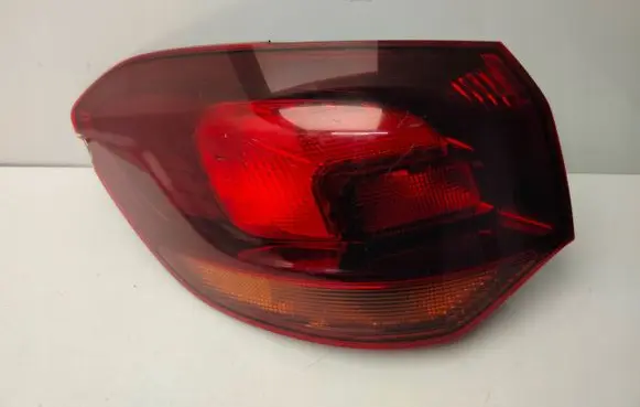 Opel Astra J Rear/tail lights 13314052