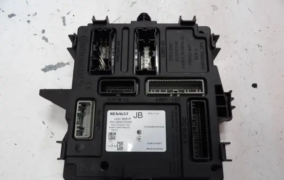 Renault Clio V BSM Control unit 284B19561R A2C1312031100 850126908190006