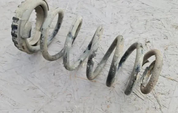 Volvo V70 Rear coil spring