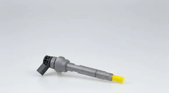 BMW X3 F25 Fuel injector 0445110478