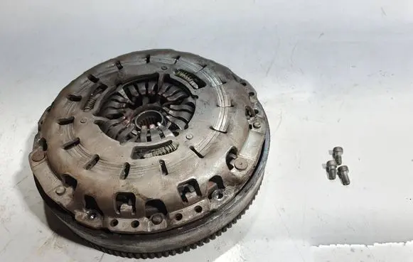 BMW 3 E90 E91 Clutch set kit 4150401 3240336 124033610
