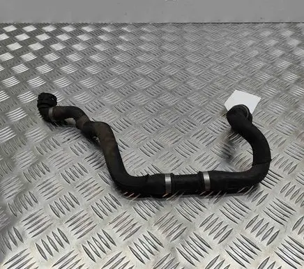 BMW 4 F32 F33 Engine coolant pipe/hose 7621342