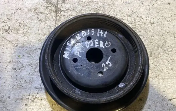 Mitsubishi Pajero Crankshaft pulley