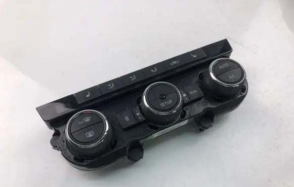 Skoda Octavia Mk3 (5E) Interior fan control switch 5E0907044B