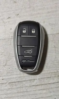 Alfa Romeo Stelvio Ignition key/card 156140440 A2C97634903