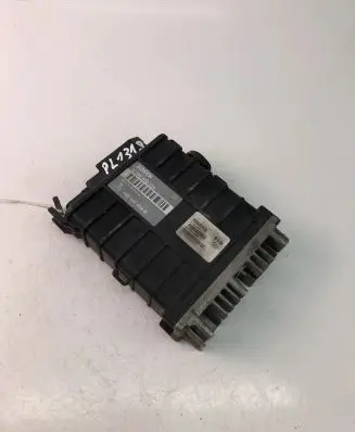 Volkswagen Golf III Engine control unit/module 443907403G