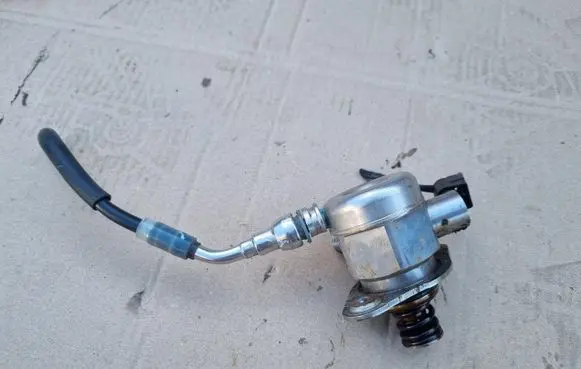 Hyundai Tucson TL In-tank fuel pump 35320-2B250