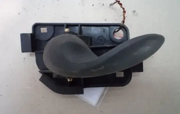Fiat Punto (188) Front door interior handle
