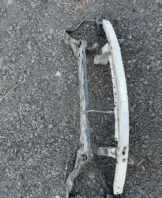 Mercedes-Benz E W212 Radiator support slam panel 