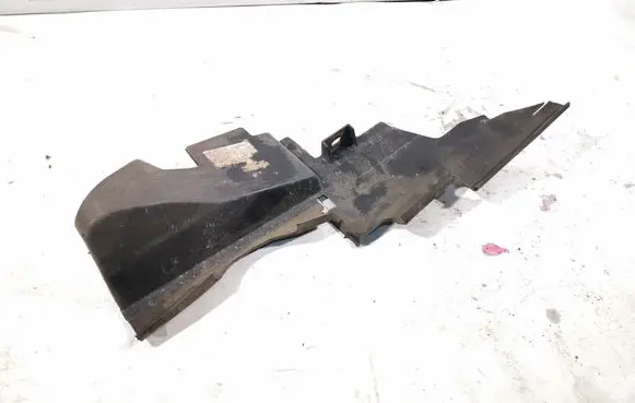 Ford Focus Intercooler air guide/duct channel 3M518311AE
