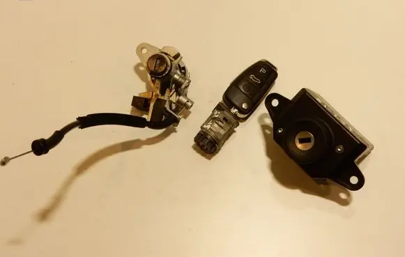 Audi A6 S6 C6 4F Ignition lock 4F0909131D 4F0837063 51257