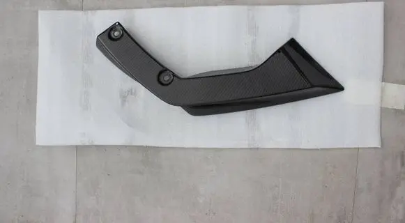 Front bumper lip