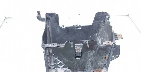 Battery box tray
