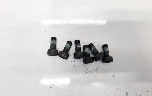 Ford Focus Nuts/bolts 