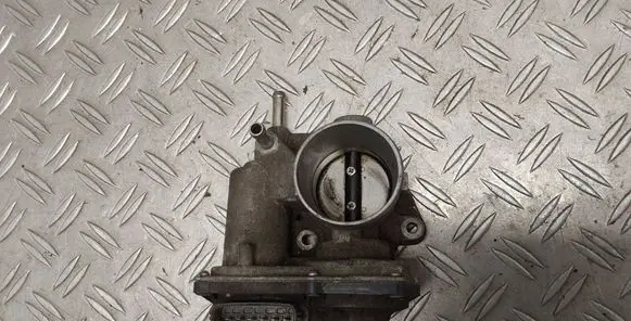 Toyota Yaris Throttle valve 2203047040