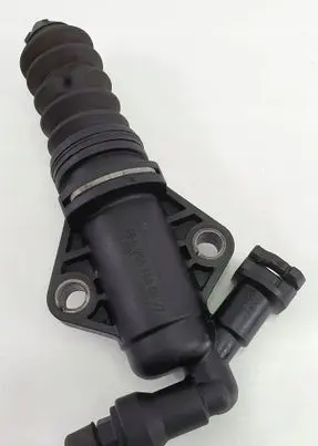 Mercedes-Benz C W204 Clutch slave cylinder A2042640027