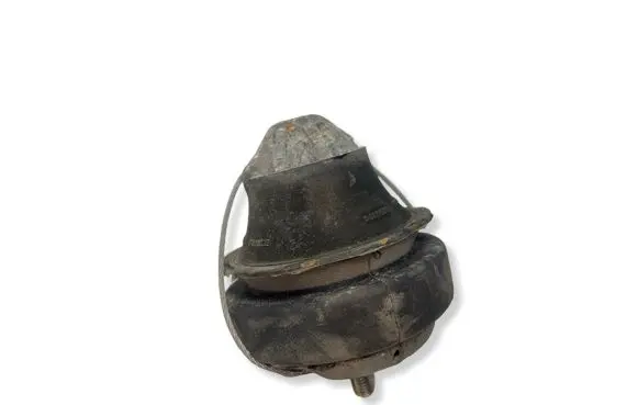 Volvo S80 Engine mount bracket 9485551
