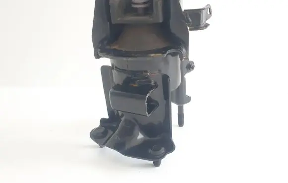 Toyota RAV 4 (XA50) Engine mount bracket T6M5101295