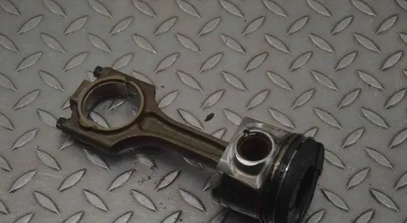 Volvo XC60 Piston 