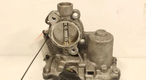 Volkswagen Caddy EGR valve 04L131501L
