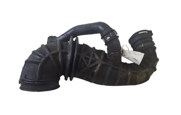 Air intake hose/pipe