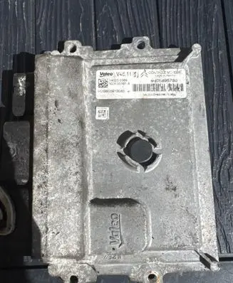 Citroen C4 Aircross Engine control unit/module 9805895780 V611 140230368