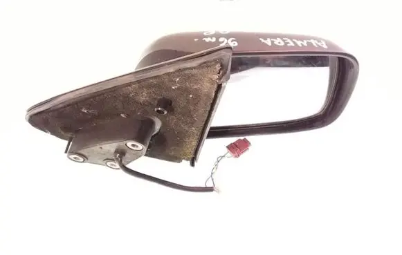 Nissan Almera Front door electric wing mirror E13020044