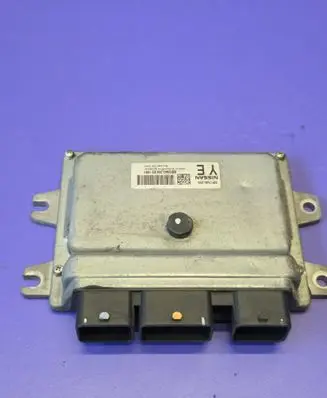 Nissan Qashqai Engine control unit/module MEC940200