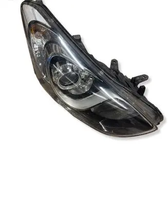 Hyundai i30 Headlight/headlamp 92102A6070 R009H200LCP 92102A6100
