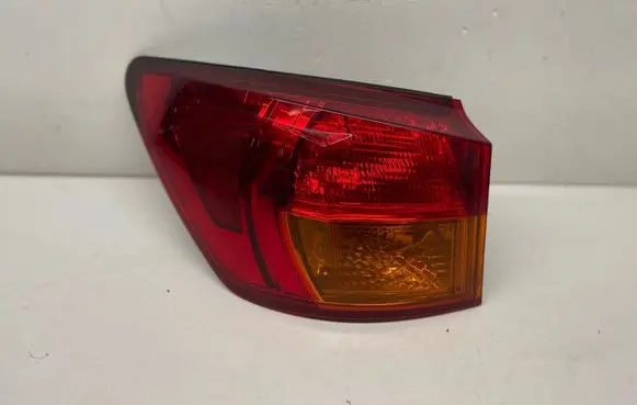 Lexus IS 220D-250-350 Rear/tail lights 8156153170