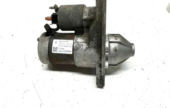 Nissan Qashqai Starter motor 23300EN20A