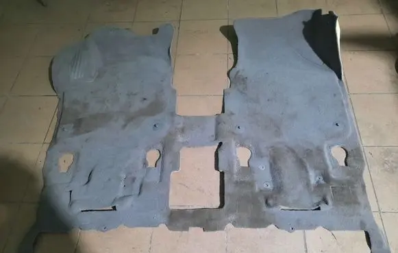 Chrysler Pacifica Front floor carpet liner 