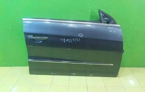 Volkswagen PASSAT CC Front door PRZOD PRAWE