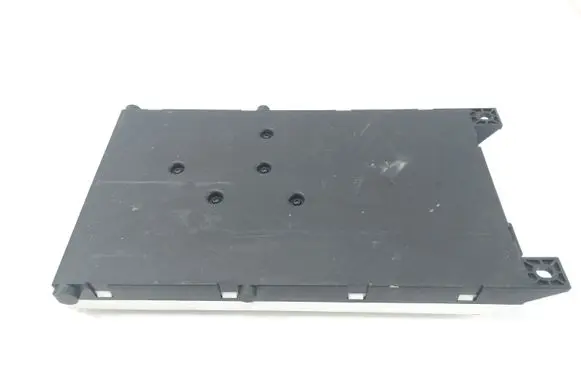 Mercedes-Benz CLA C117 X117 W117 Central body control module A1569007402