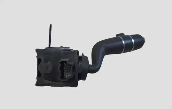Jaguar XF X250 Indicator stalk 8W8313335