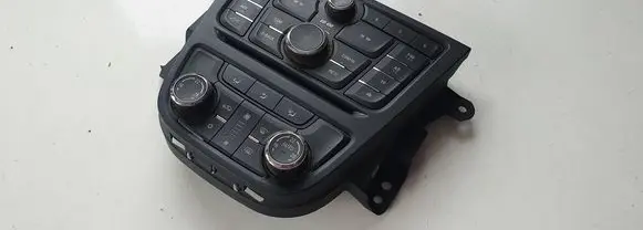 Opel Mokka Climate control unit