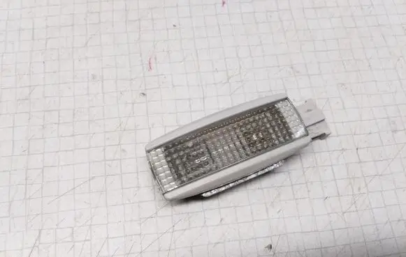 Volkswagen PASSAT B5.5 Other interior light 3B0947113