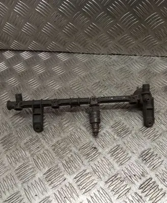 Fuel main line pipe
