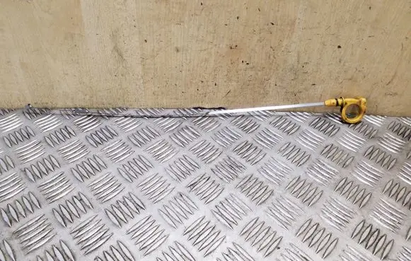 Subaru Outback Oil level dip stick 