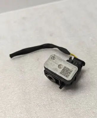 Mercedes-Benz E W212 Airbag deployment crash/impact sensor A0055421218 10171102213
