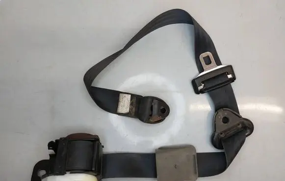 Chrysler Grand Voyager IV Front seatbelt P0TR441L5AB