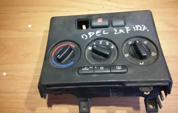 Opel Zafira A Climate control unit 024420732